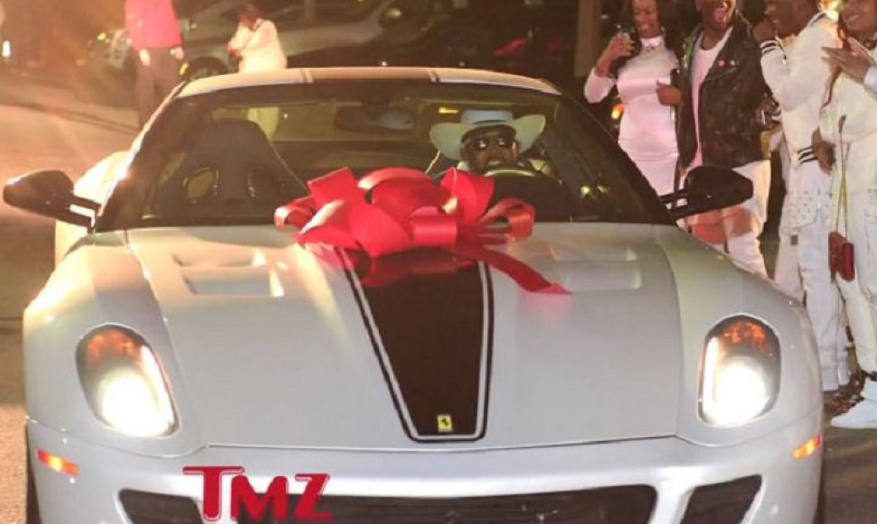 Reperio Lilo Wayne`o dovana dukrai – „Ferrari 599 GTO“