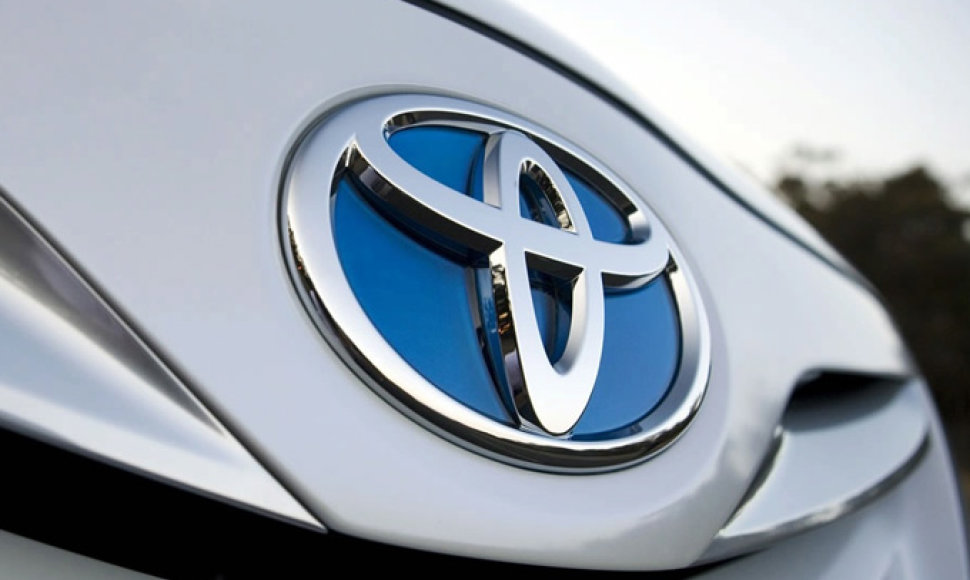 „Toyota“ ženkliukas