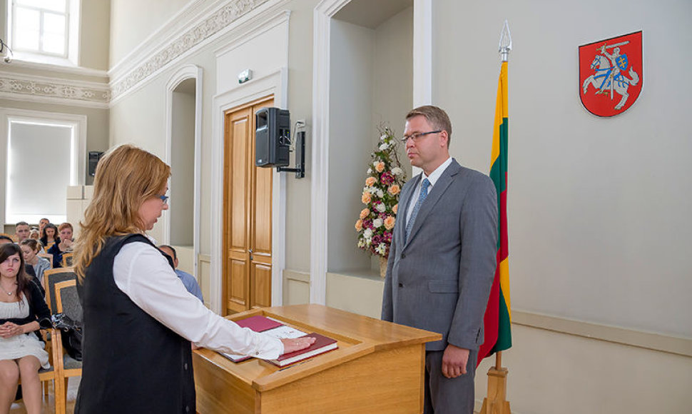 Lietuvai prisiekė 22 nauji piliečiai