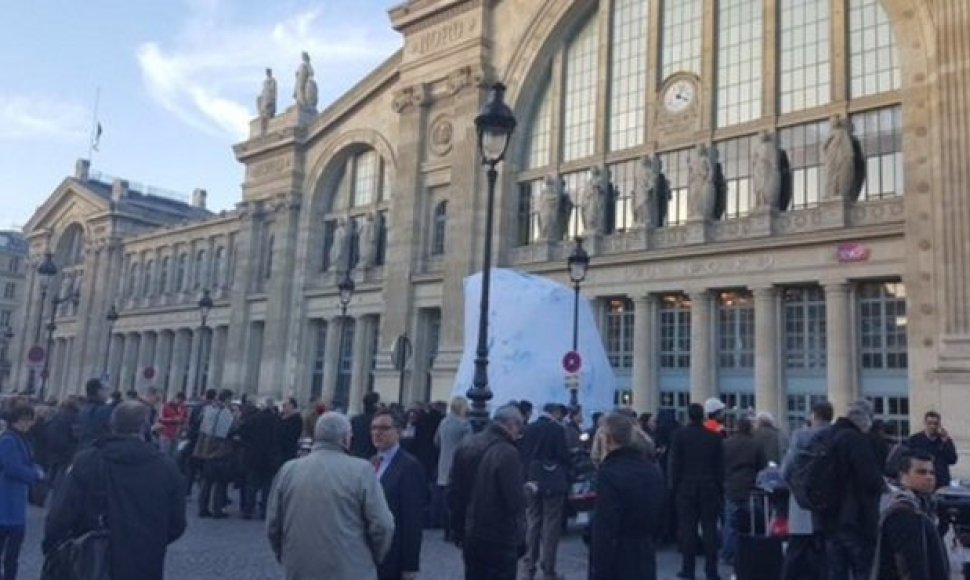 Paryžiaus pagrindinė tarptautinių greitųjų traukinių stotis – Gare du Nord. 