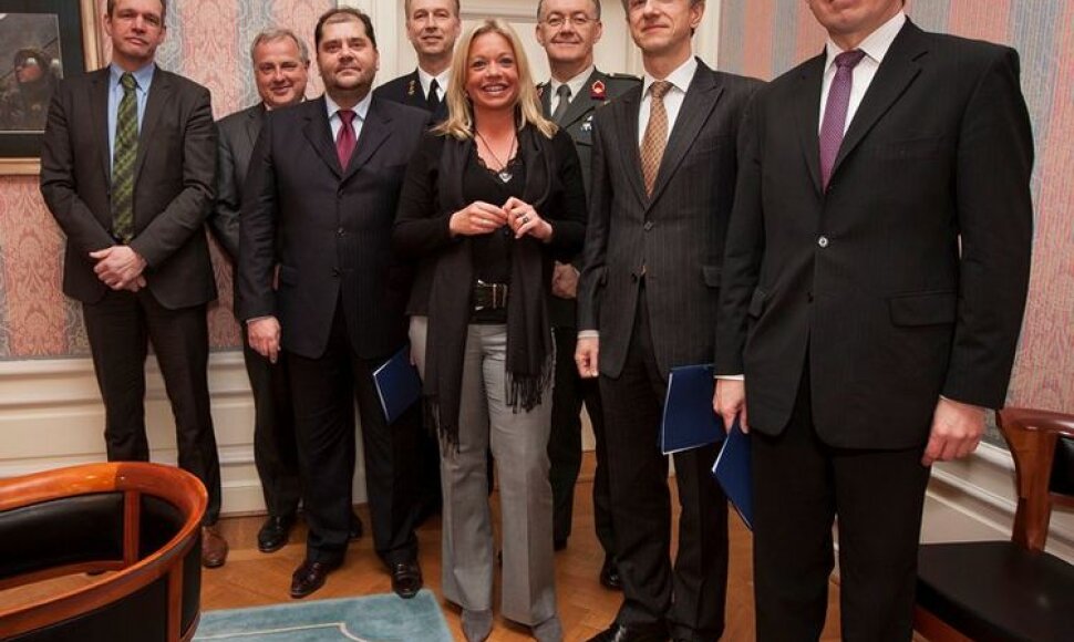 Susitikimas su Nyderlandų Karalystės gynybos ministre Jeanine Hennis-Plasschaert 