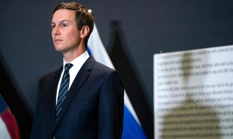 J. Kushneris / NATHAN HOWARD / AFP