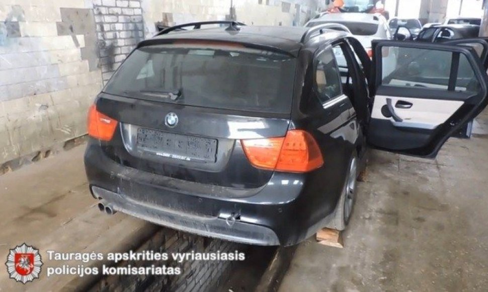 Tauragės policijai įkliuvę mašinvagiai vogė išskirtinai tik BMW markės automobilius