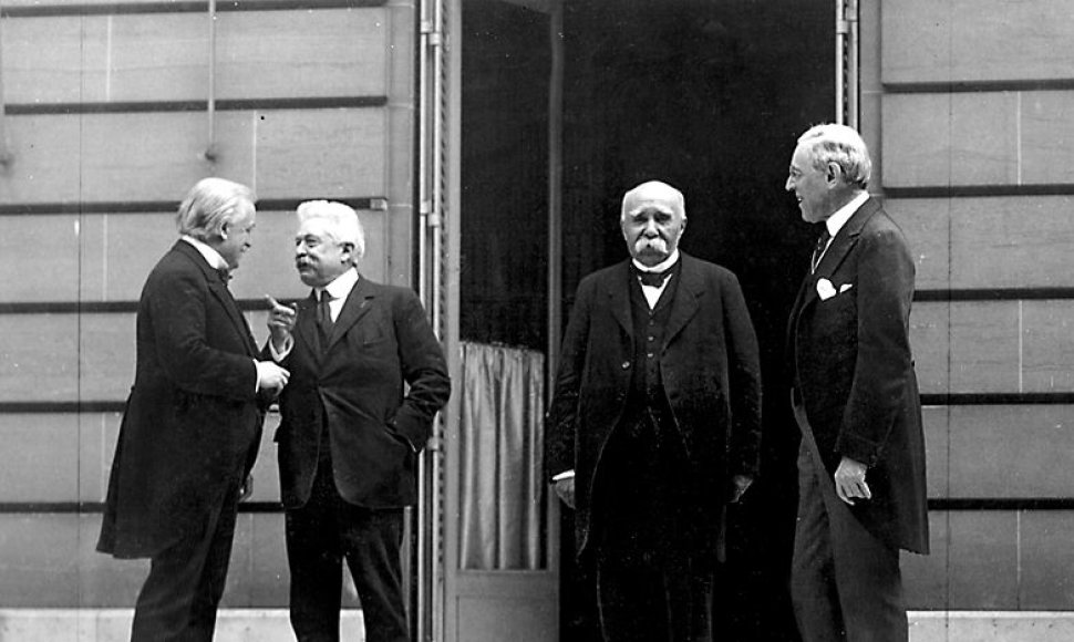„Didysis ketvertas“ Paryžiaus taikos konferencijoje: D.Britanijos premjeras Davivas Lloydas George'as, Italijos premjeras Vittorio Orlando, Prancūzijos premjeras Georges'as Clemenceau ir JAV prezidentas Woodrow Wilsonas