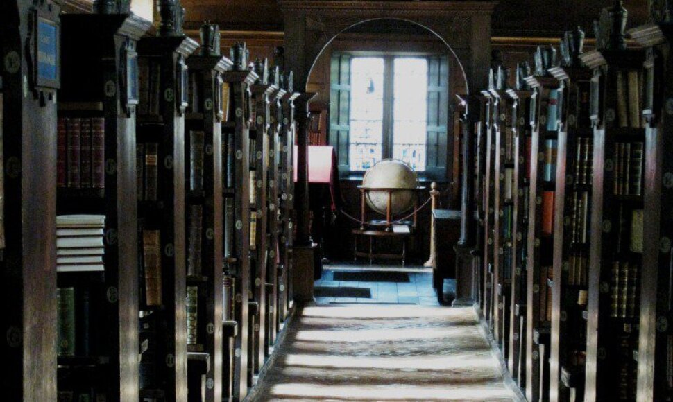 Mertono koledžo biblioteka