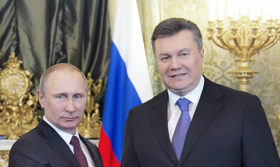 Rusijos prezidentas Vladimiras Putinas ir Ukrainos prezidentas Viktoras Janukovyčius