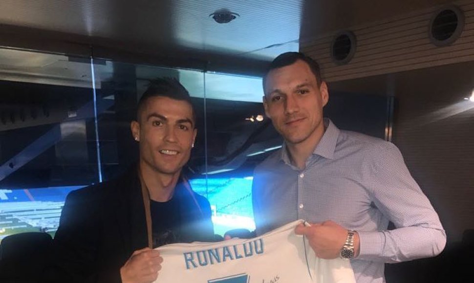 Cristiano Ronaldo ir Jonas Mačiulis