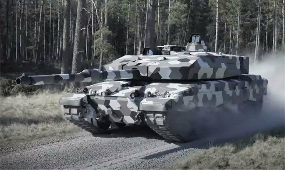 Tankas „Leopard 2“ su naujuoju pabūklu