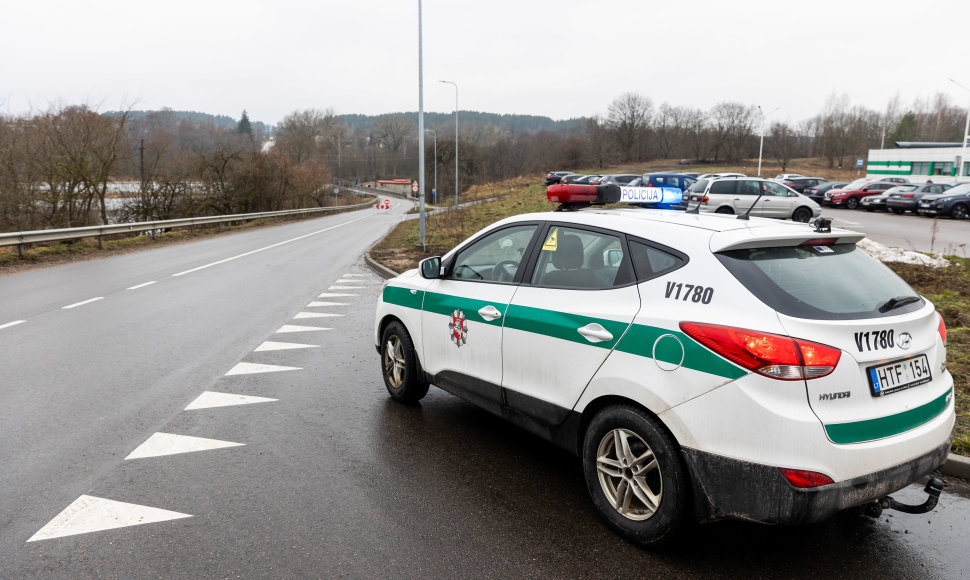 Dėl vandentiekio avarijos uždaryta Lentvario g. atkarpa