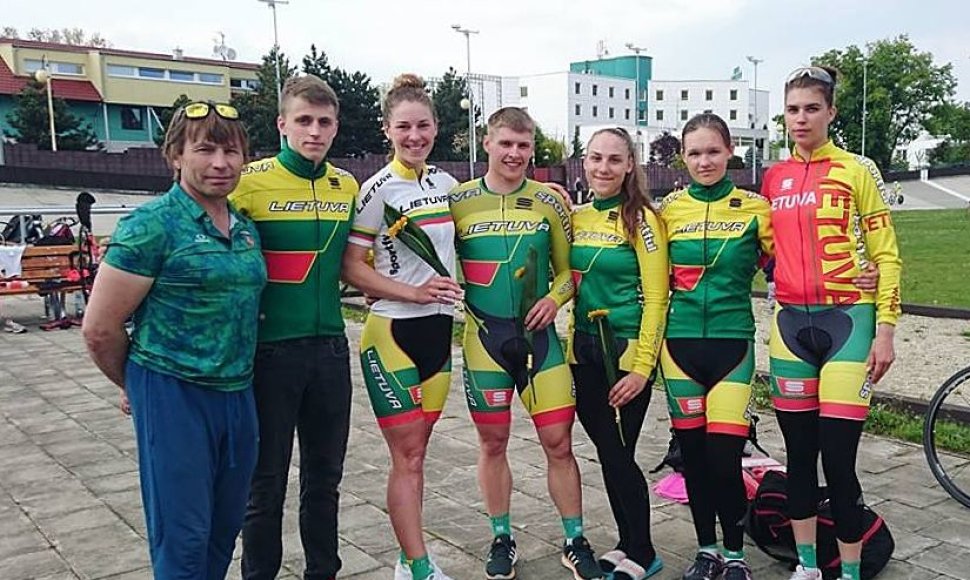 Lietuvos dviratininkai varžybose Čekijoje