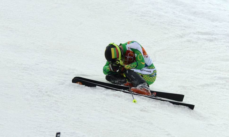 Rokas Zaveckas nebaigė slalomo varžybų