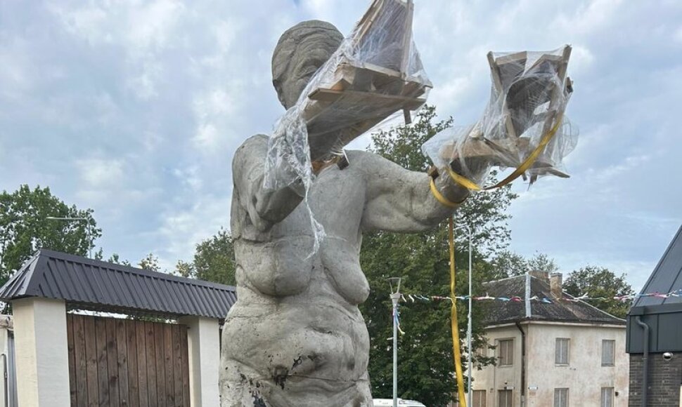Padegta skulptūra