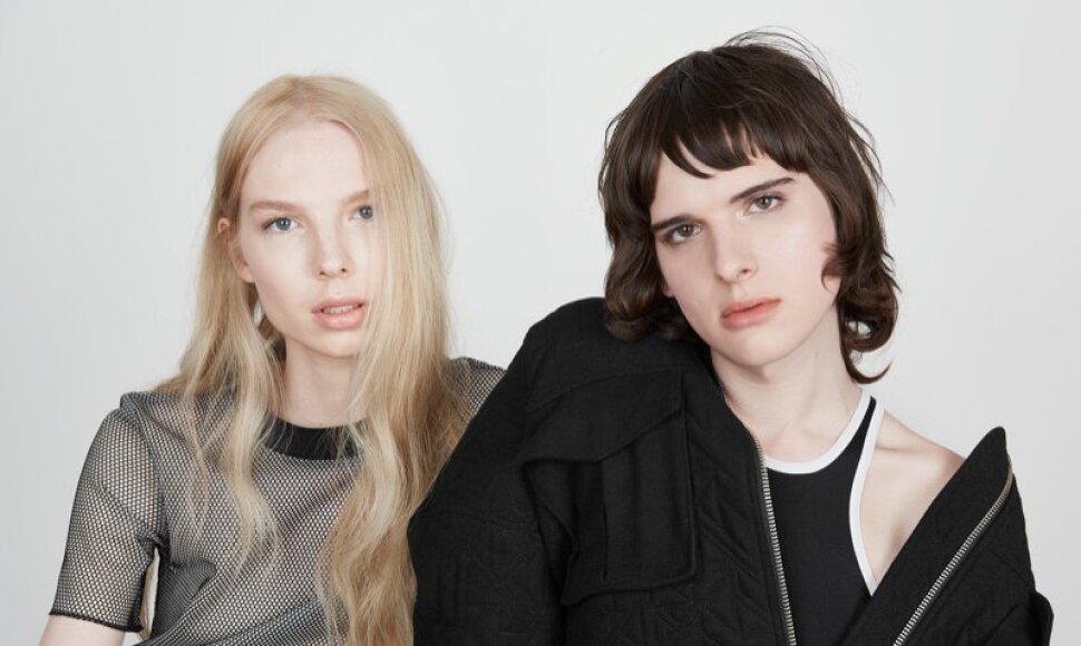 Valentijn De Hingh ir Hari Nef  &bdquo;& Other Stories&ldquo; reklaminėje kampanijoje