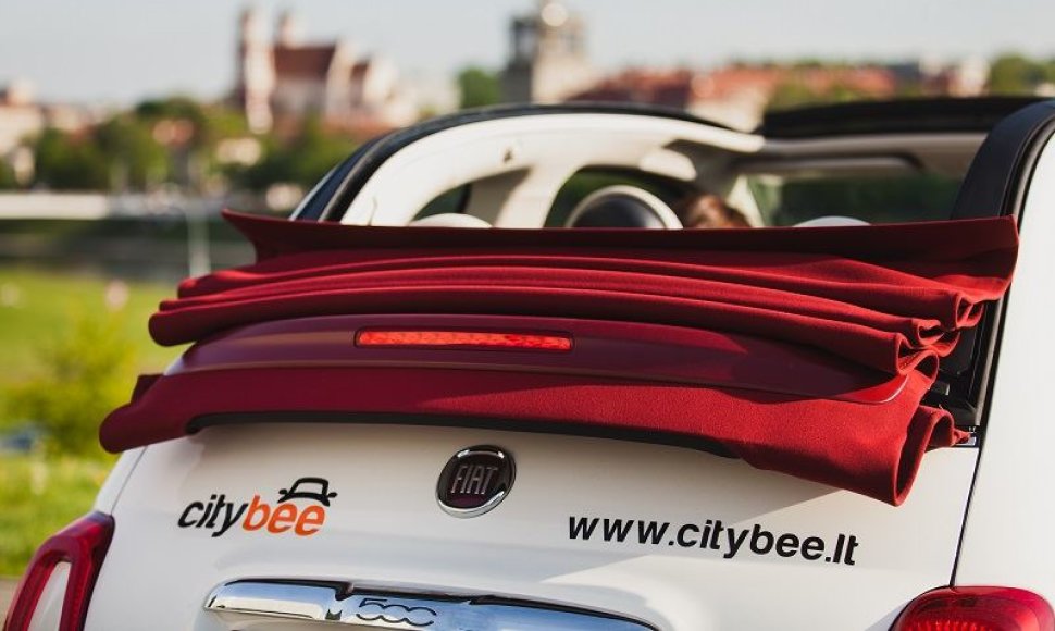 „CityBee“ „Fiat 500“ kabrioletas