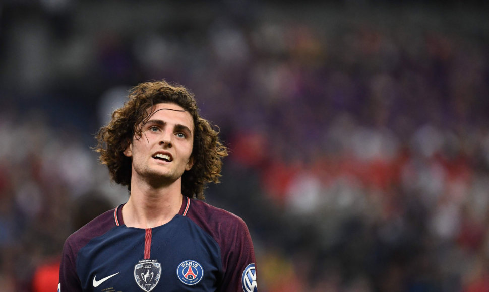 Adrienas Rabiot tapo įkaitu Paryžiaus klube.