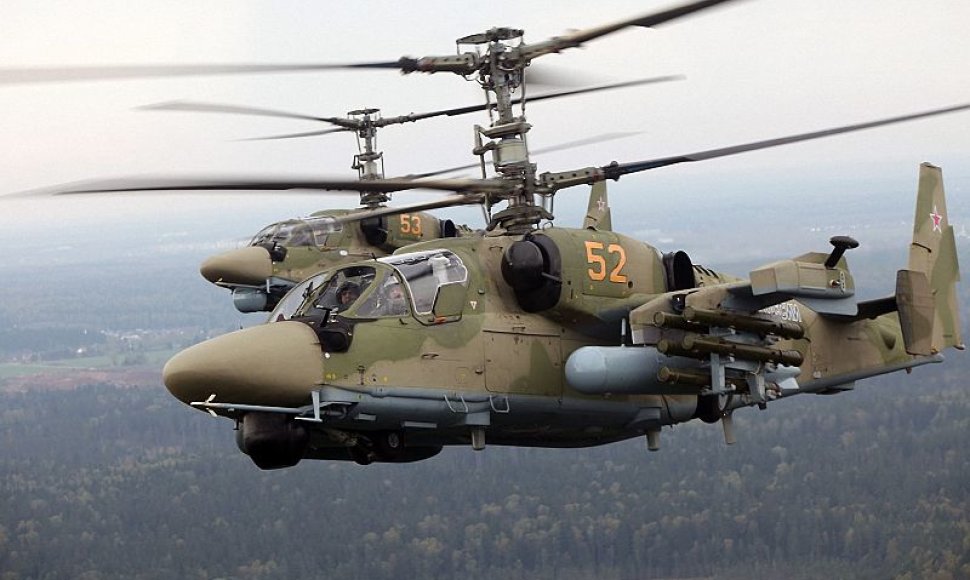 Rusijos kariuomenėje naudojamas sraigtasparnis „Ka-52“