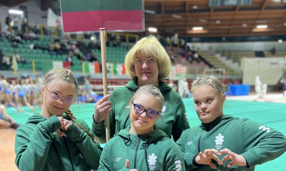 Lietuvos gimnastės puikiai pasirodė varžybose Italijoje.