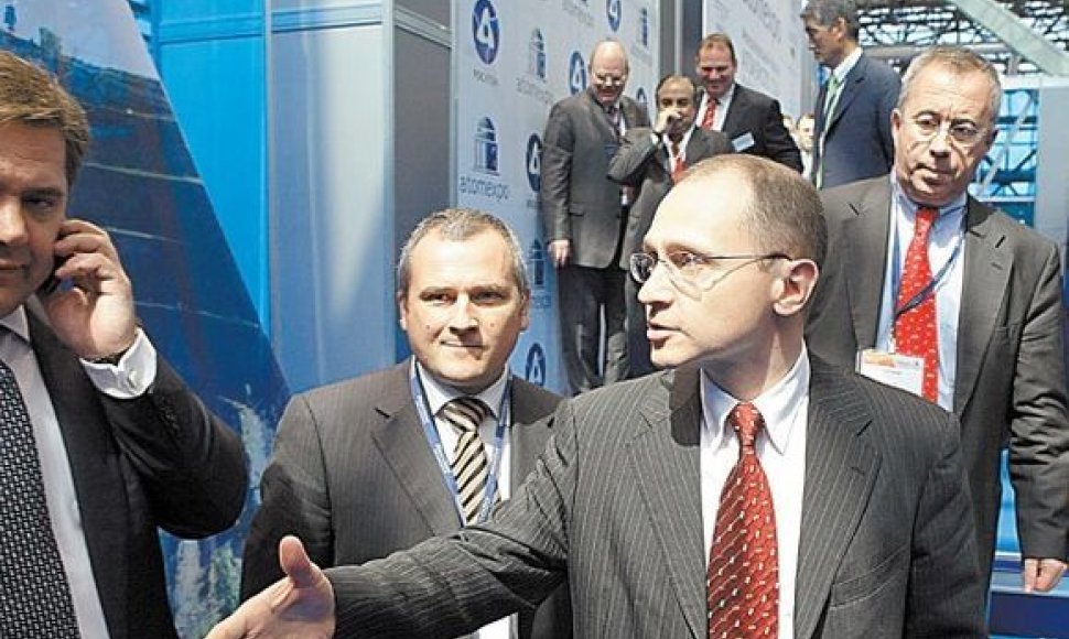 Sergejus Kirijenka energingai ieško atominių elektrinių statybos partnerių.