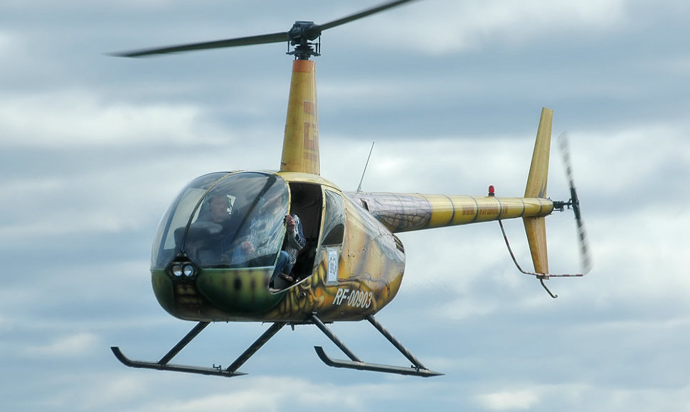Sraigtasparnis „Robinson R44“