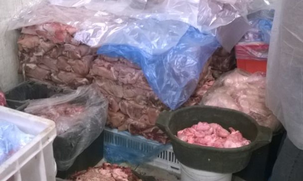 Antisanitarinės sąlygos įmonėje „Medonos mėsa“