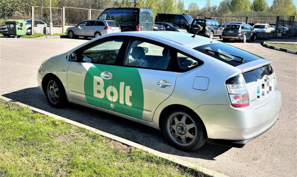 „Bolt“ automobilis