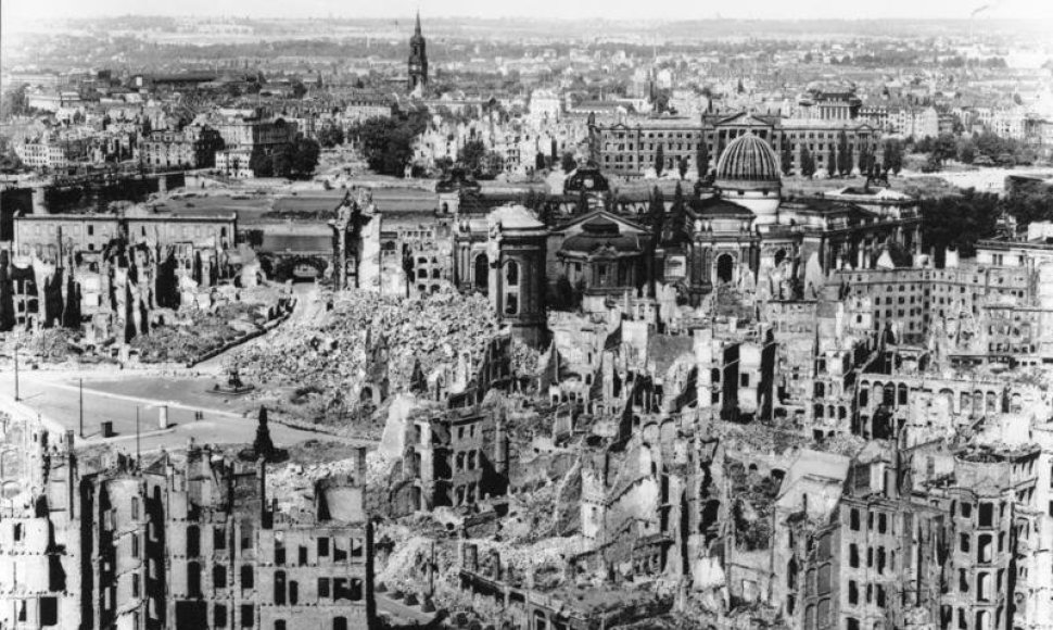 Dresdenas po bombardavimo