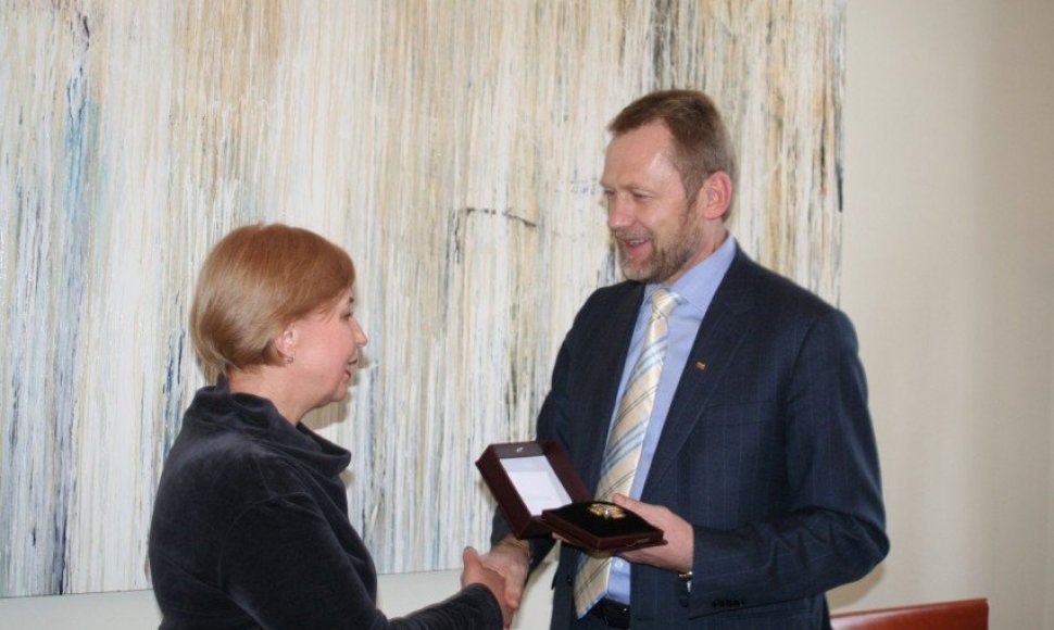 Lietuvos jūrų muziejaus direktorei Olgai Žalienei įteiktas Kultūros ministerijos apdovanojimas