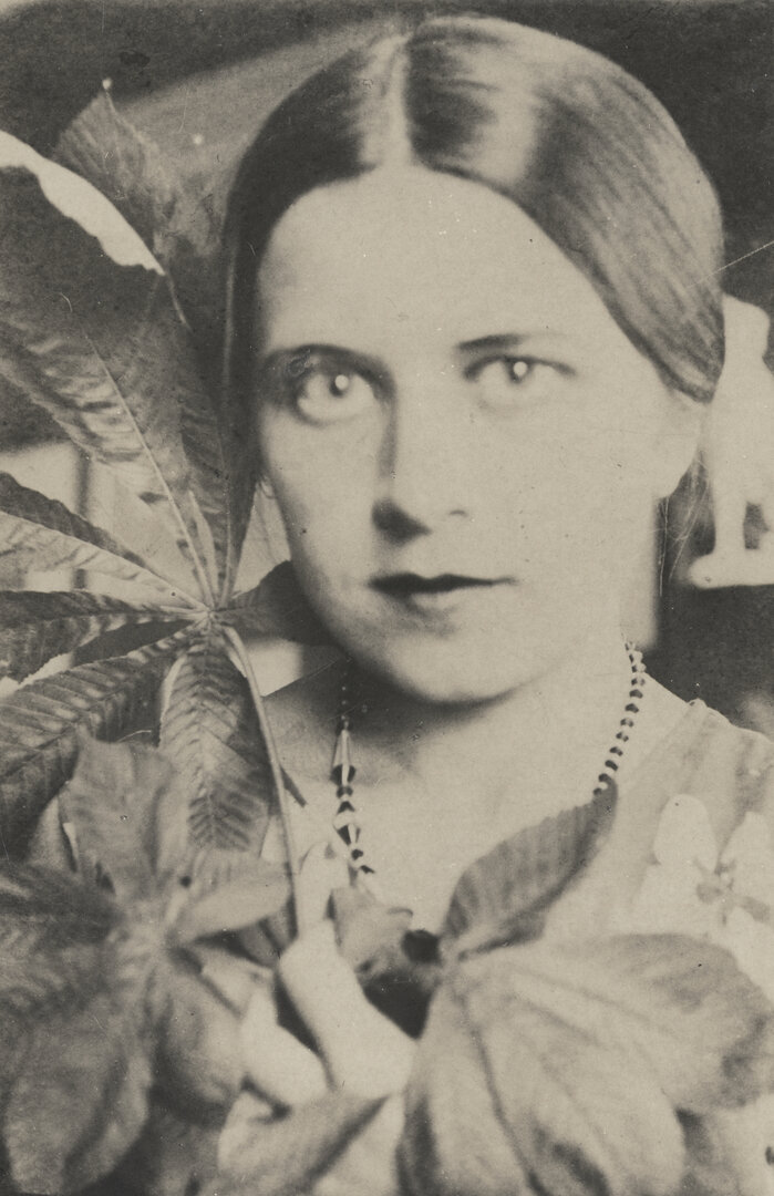 Be pavadinimo. 1932