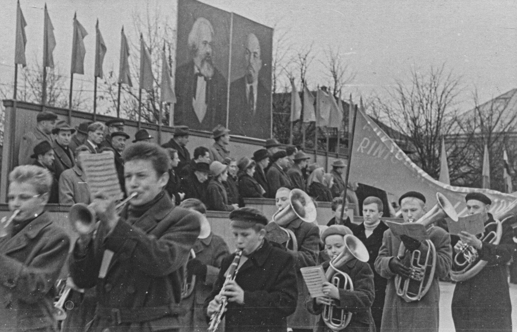 Demonstracija Anyk&scaron;čiuose. ~1965 m. &ndash; 1968 m.