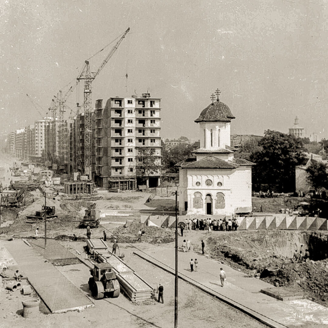 2A_R_Laub_Mobile_Churches_Historical_02_A