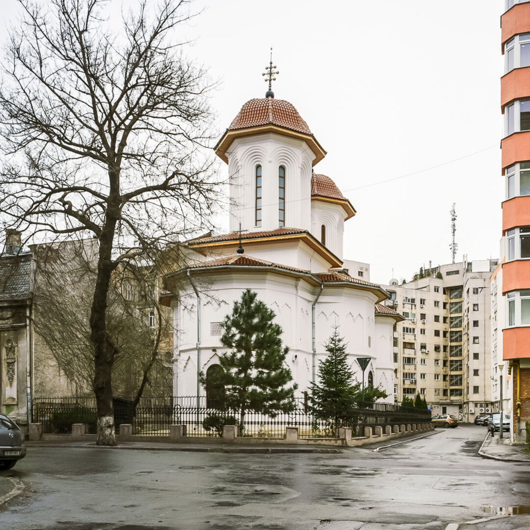 2A_R_Laub_Mobile_Churches_LightBoxes_02