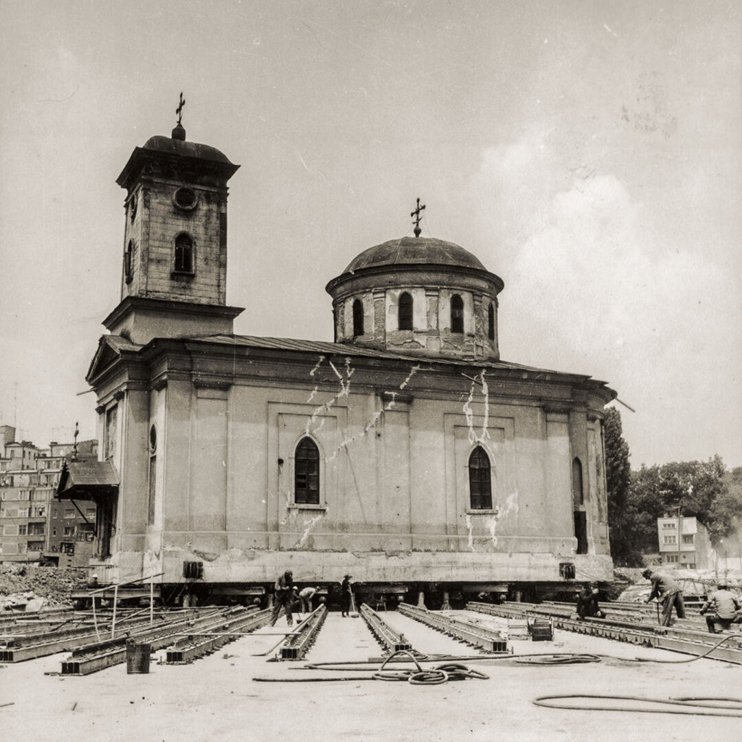 3A_R_Laub_Mobile_Churches_Historical_03_A