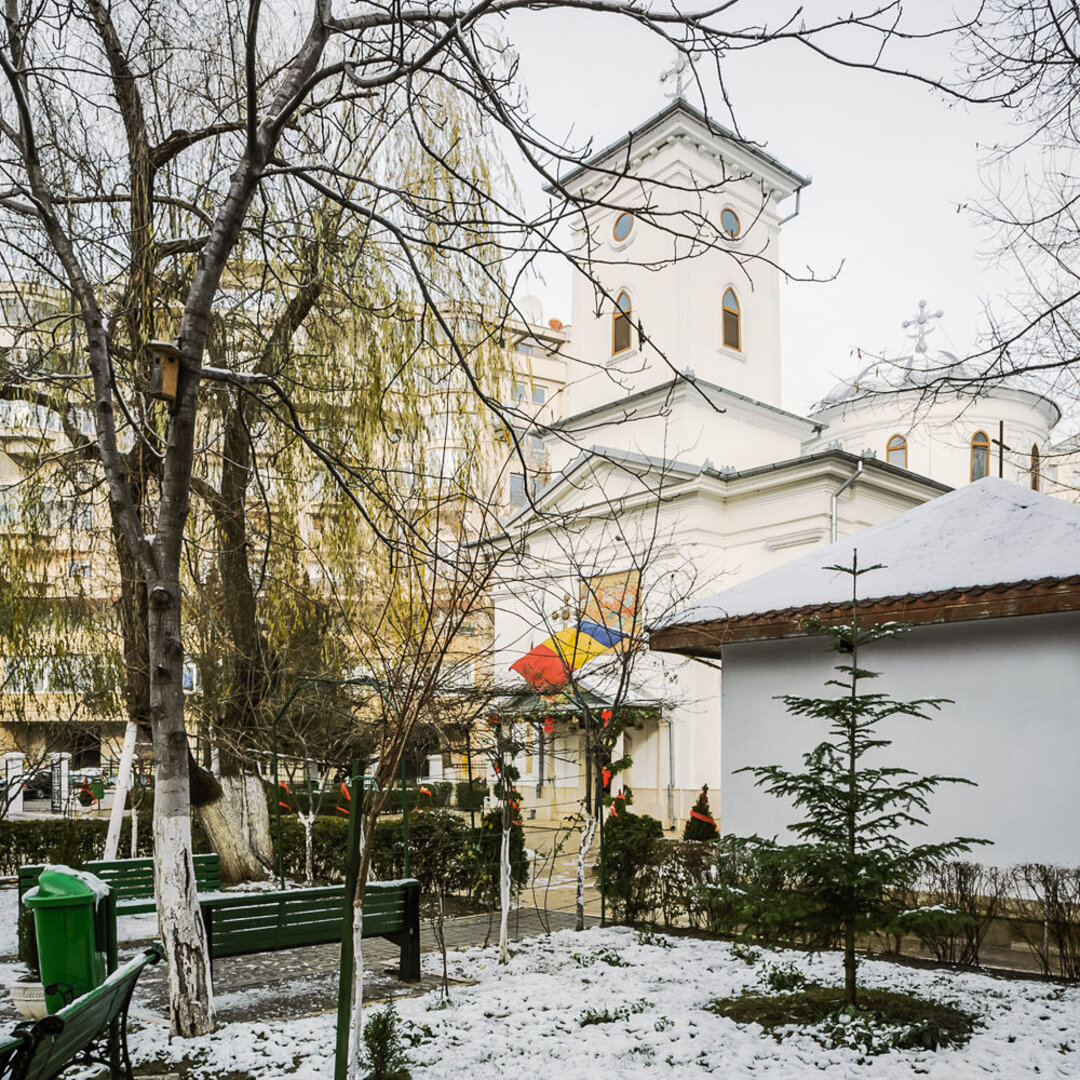 3A_R_Laub_Mobile_Churches_LightBoxes_03
