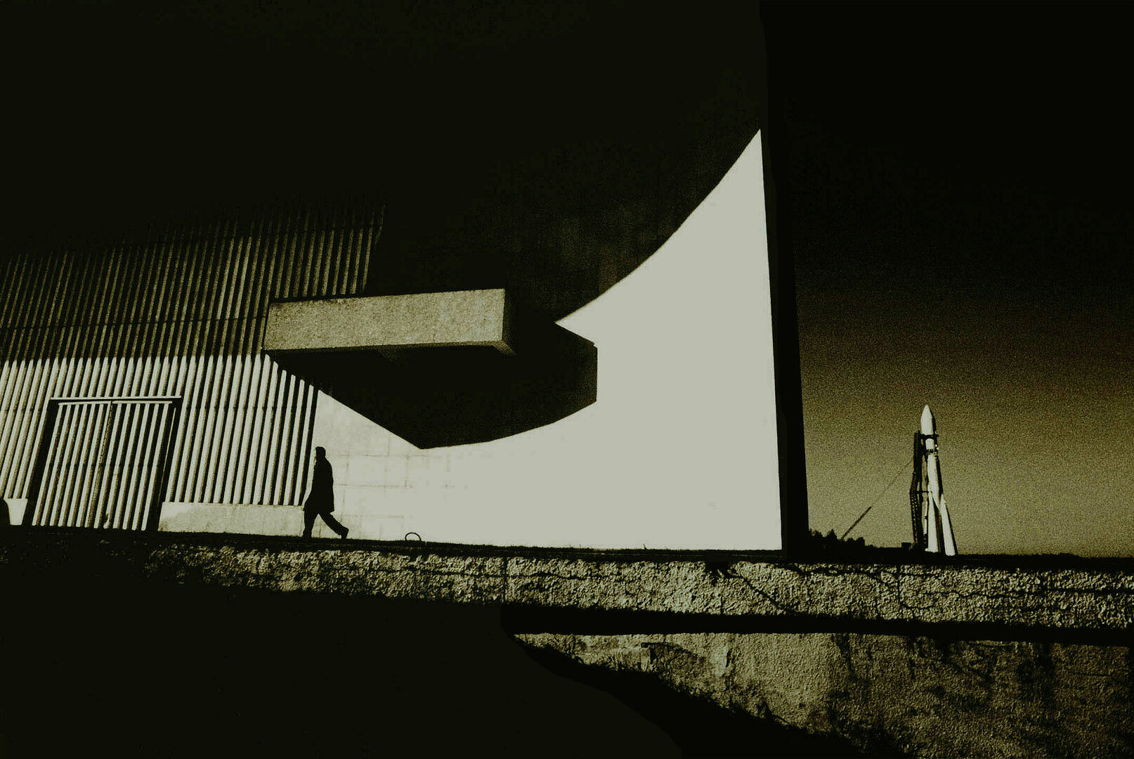 021. Liūdesio miestas,2  1982. 21