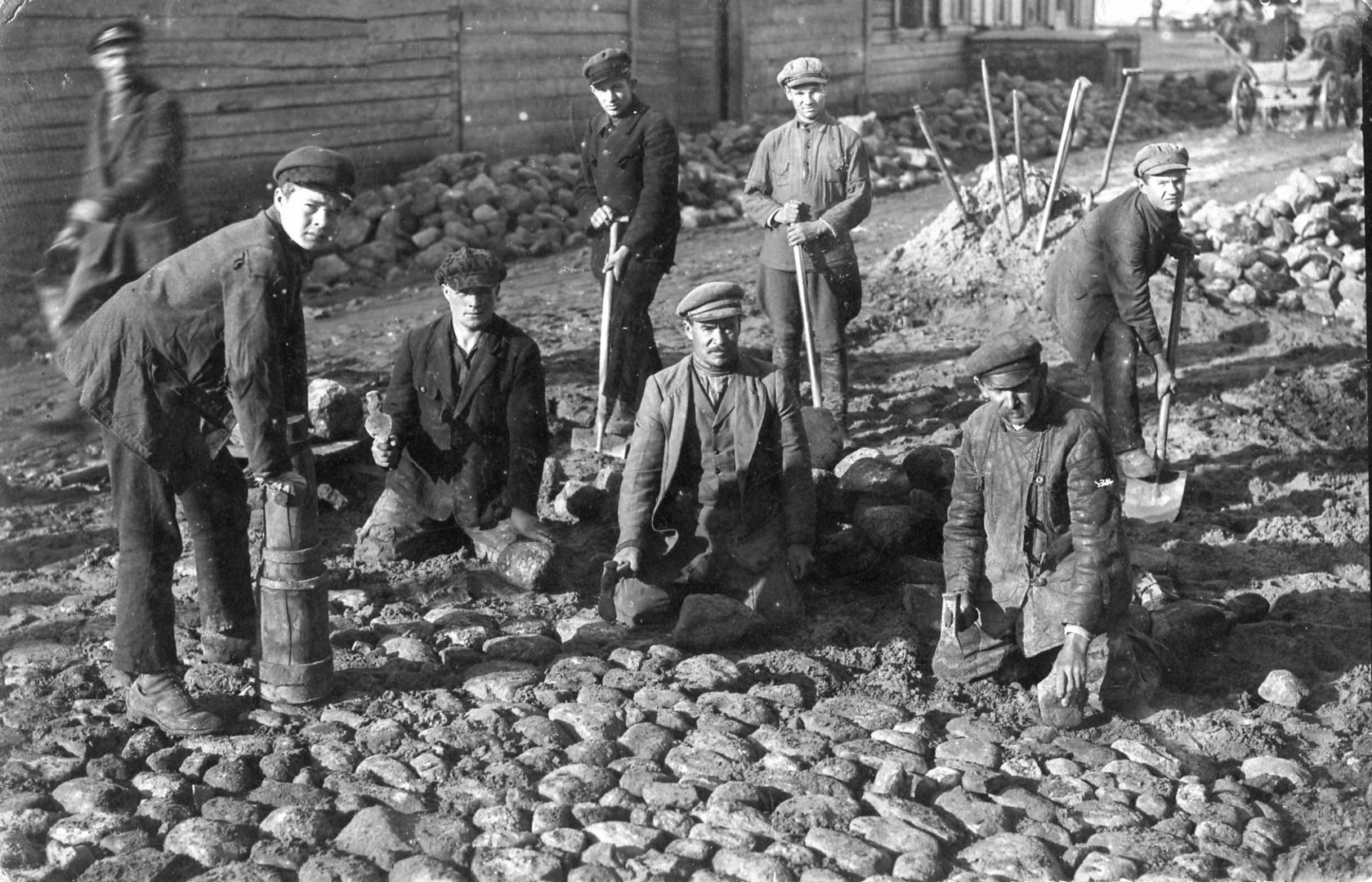 Gatvės Vabalninke grindėjai 1927 m.