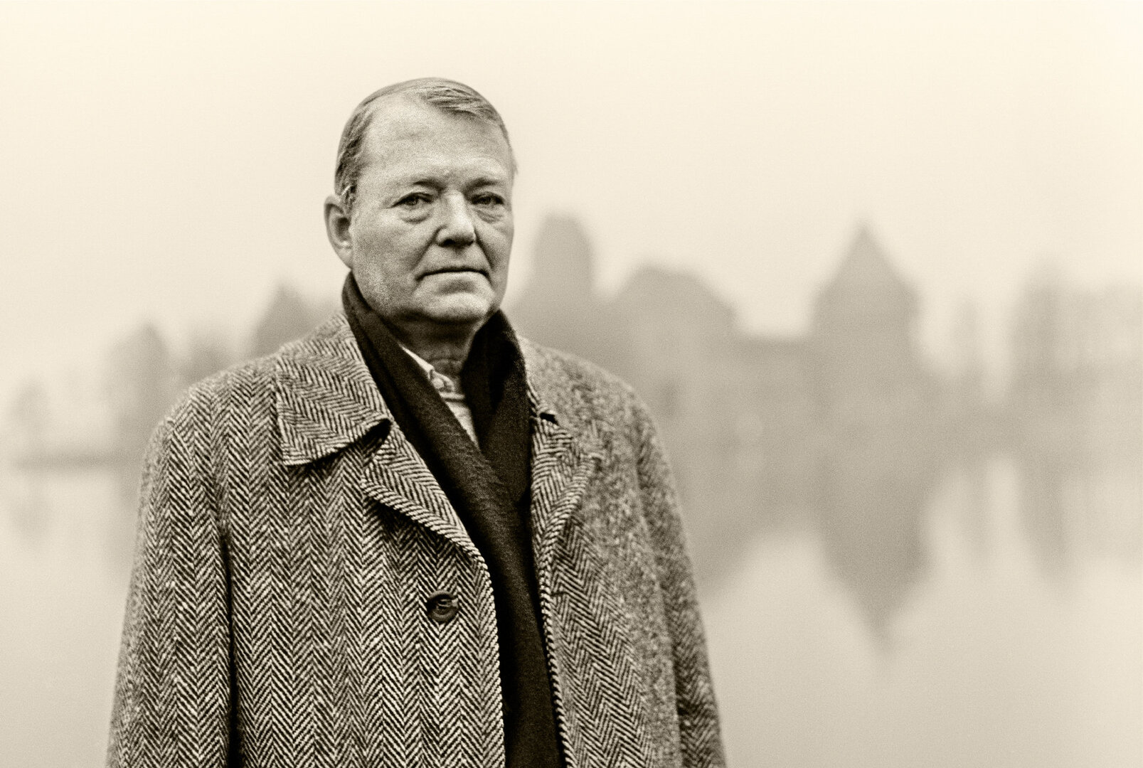 Antanas Mončys (1921-1993), skulptorius, 1988
