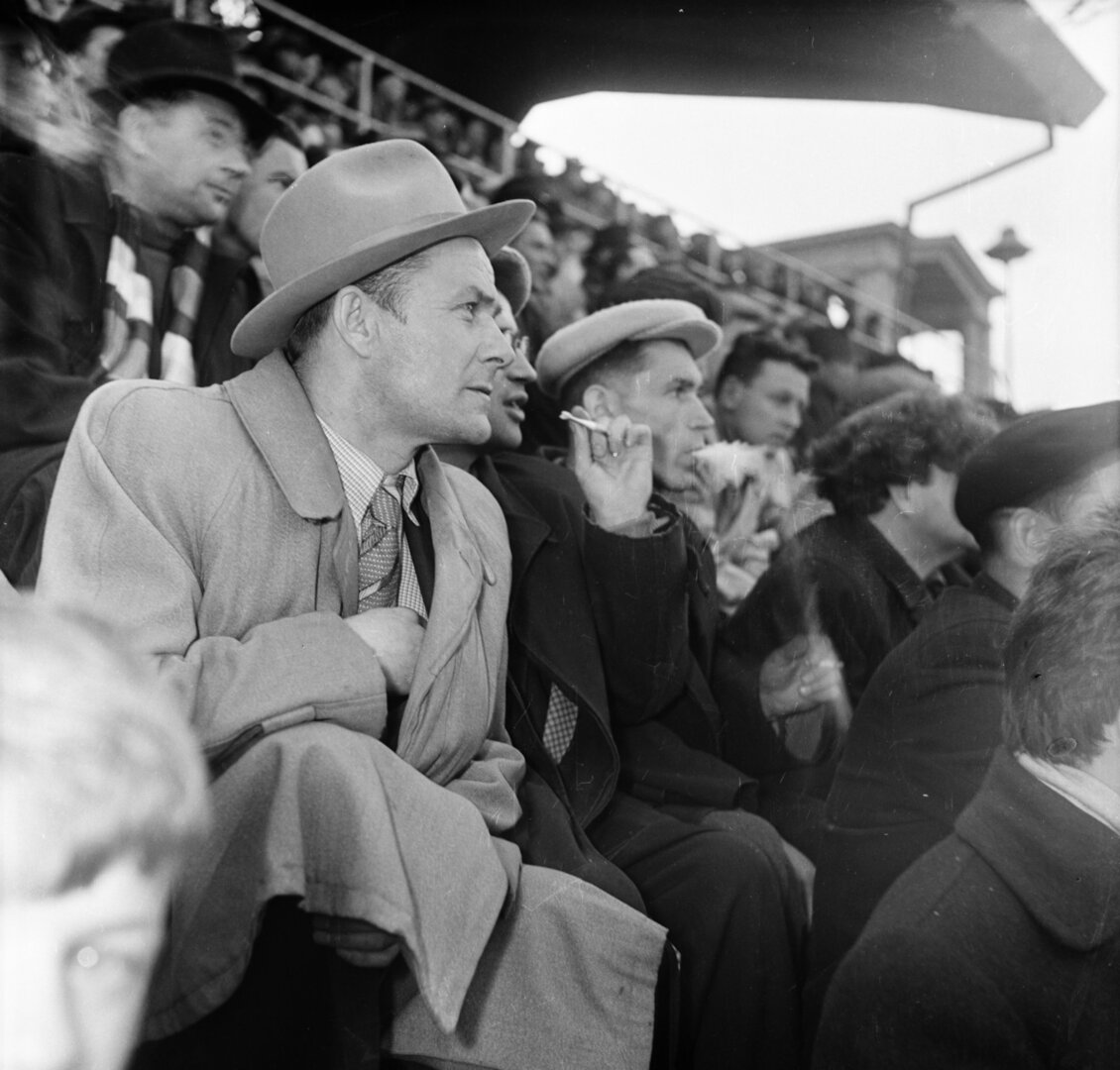 Futbolo rungtynės. Vilnius, 1958