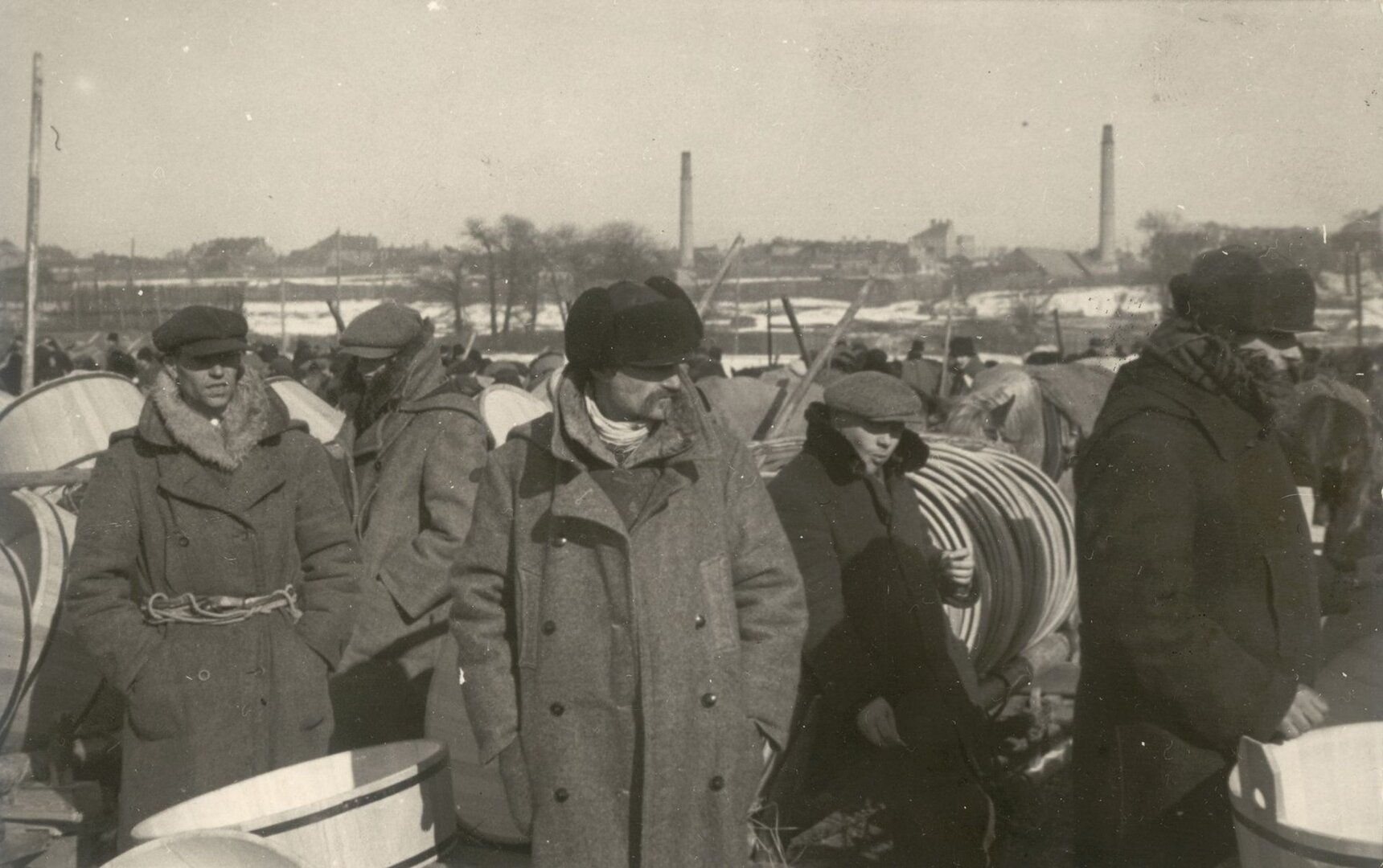 &Scaron;v. Kazimiero mugė Luki&scaron;kėse. Prekeivių tipai, 1936 m.