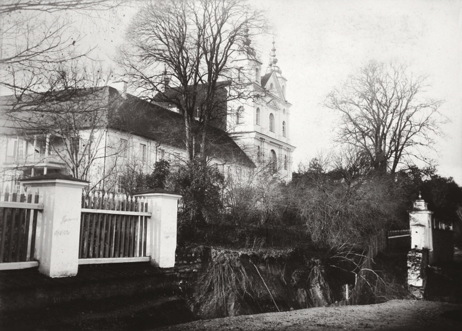 &Scaron;vč. Trejybės bažnyčios ir trinitorių vienuolyno Trinapolyje prieigos po Neries potvynio. XIX a. 9 de&scaron;.