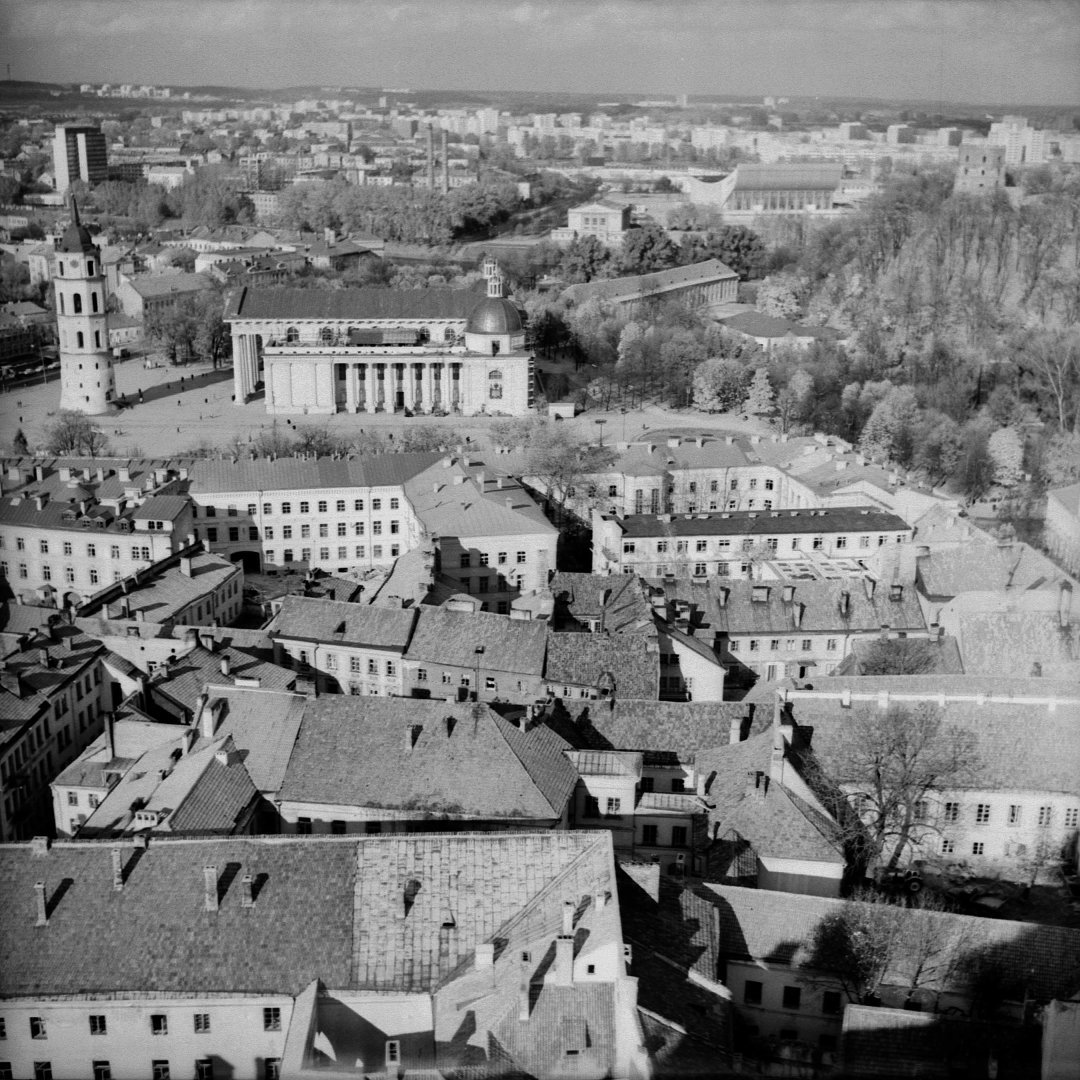 Nuo Šv. Jonų bažnyčios varpinės, 1978