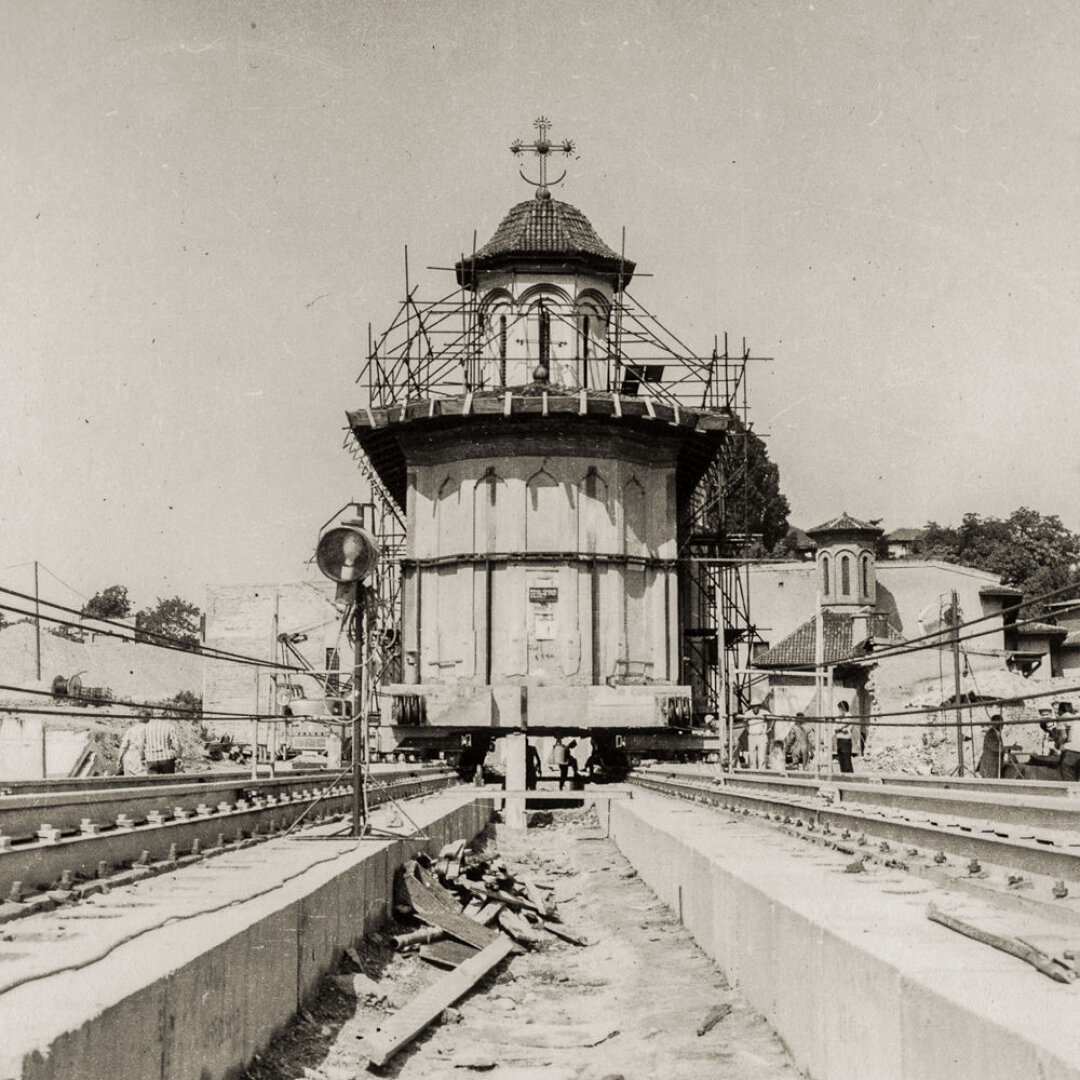 1A_R_Laub_Mobile_Churches_Historical_01_A