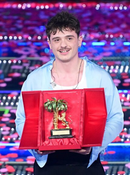 Sanremo muzikos festivalį laimėjo Olly