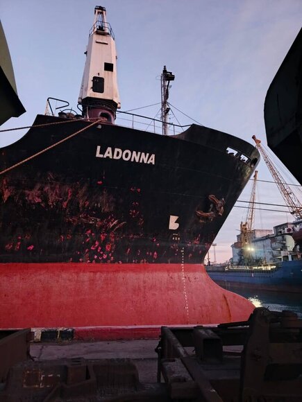 Rusija smogė dviem laivams Juodojoje jūroje
