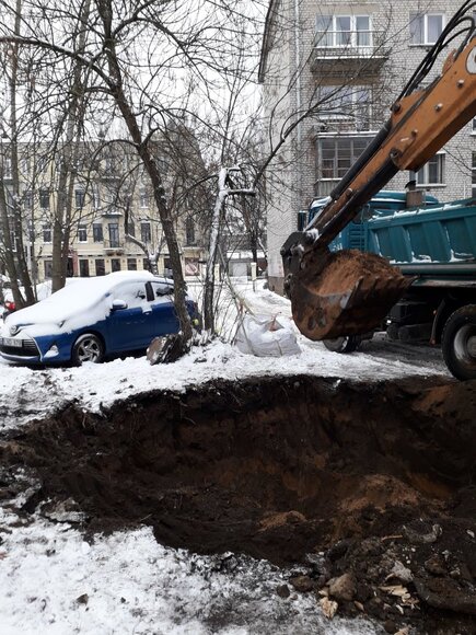 Požeminių konteinerių aik&scaron;telės įrengimas Algirdo gatvėje