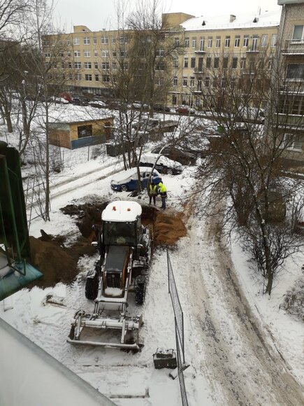 Požeminių konteinerių aik&scaron;telės įrengimas Algirdo gatvėje