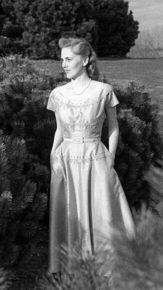 Ponia Alma Adamkienė