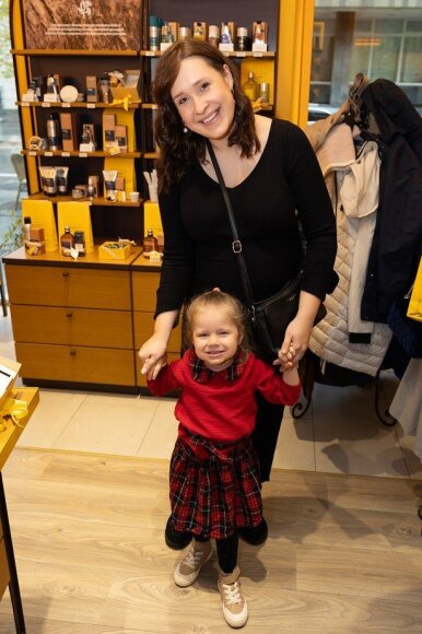 Marija Dūdaitė su dukterėčia