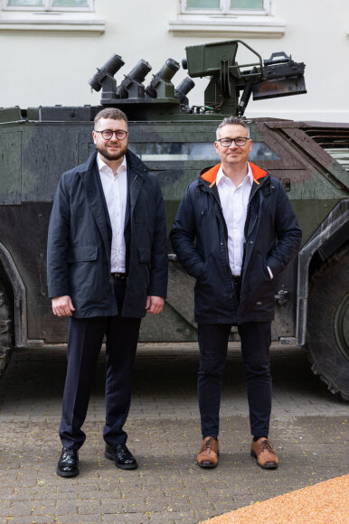 Nyderlandų Karalystės ambasadorius Jackas Robertas&nbsp;Twissas&nbsp;Quarlesas van&nbsp;Uffordas pakvietė svečius į priėmimą savo rezidencijoje.