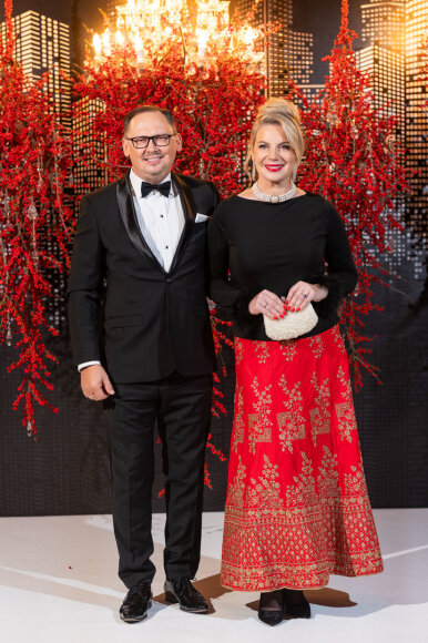 Vaidas Kukarėnas, Virginija Kukarėnienė