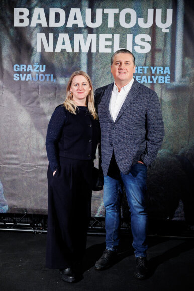 Karolio Kaupinio absurdo komedijos &bdquo;Badautojų namelis&ldquo; premjera